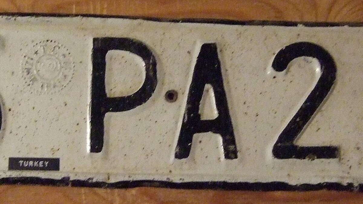 Plaque d’immatriculation turque : repère TR